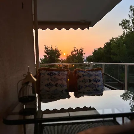 Vouliagmeni Sea And Sun