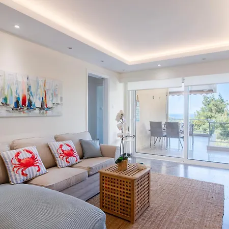 Vouliagmeni Sea And Sun Apartment