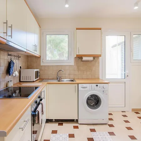 Vouliagmeni Sea And Sun Apartment Athens